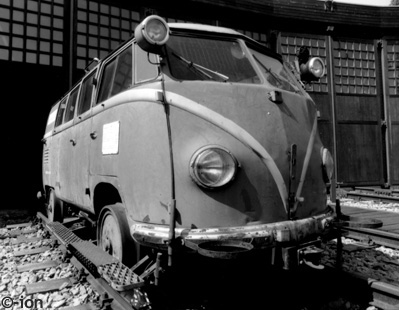vw bug train car