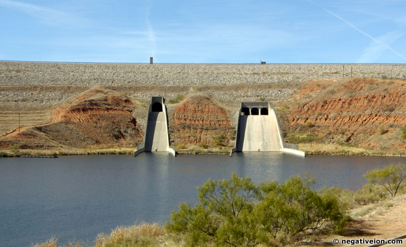 lake m