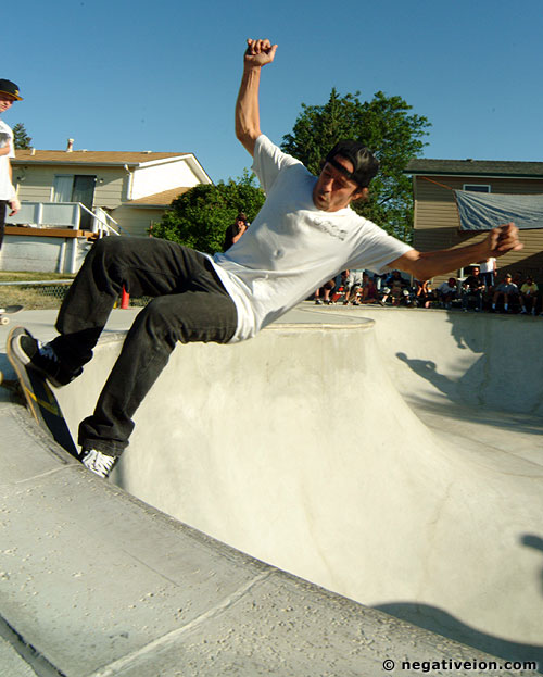 mikes clover colorado grinders negativeion